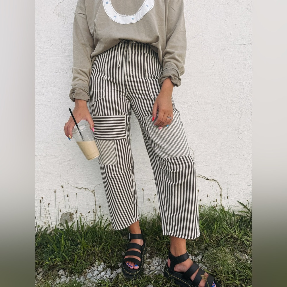 NWT Cropped Striped Pants